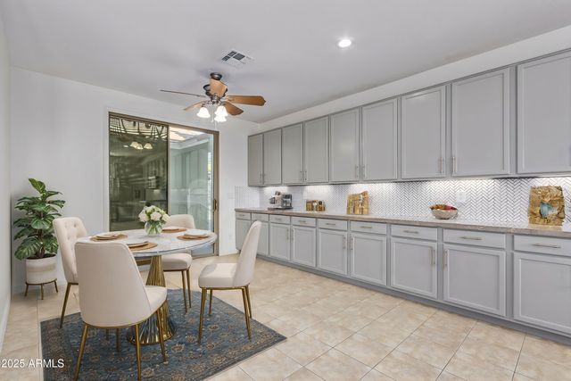 13635 W CALAVAR Road, Surprise, AZ 85379