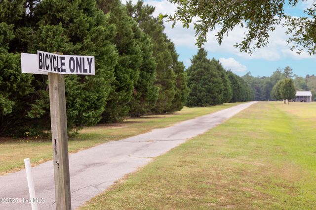 138 Swan View Road, Merry Hill, NC 27957