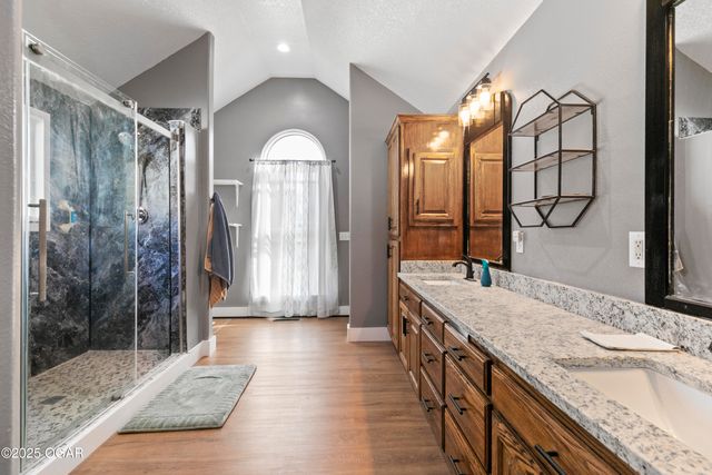 2013 E Whitney Way, Joplin, MO 64801