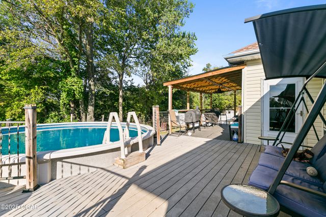 2013 E Whitney Way, Joplin, MO 64801