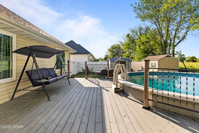 2013 E Whitney Way, Joplin, MO 64801