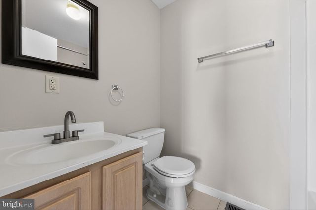 80 SANDRA RD, Voorhees, NJ 08043