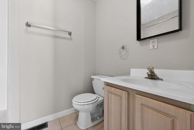 80 SANDRA RD, Voorhees, NJ 08043