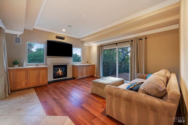 2531 Del Rosa Ave, Santa Rosa, CA 95409