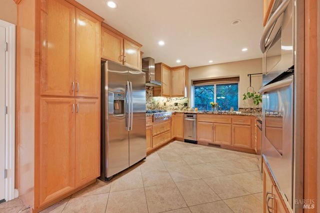 2531 Del Rosa Ave, Santa Rosa, CA 95409