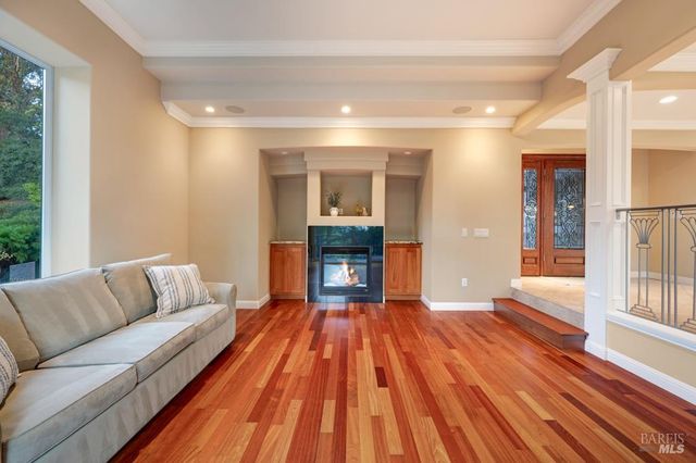 2531 Del Rosa Ave, Santa Rosa, CA 95409