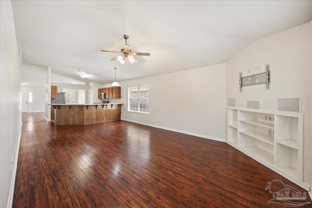 6525 Tampa Dr, Pensacola, FL 32526