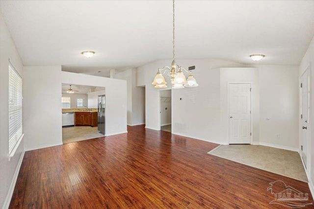 6525 Tampa Dr, Pensacola, FL 32526