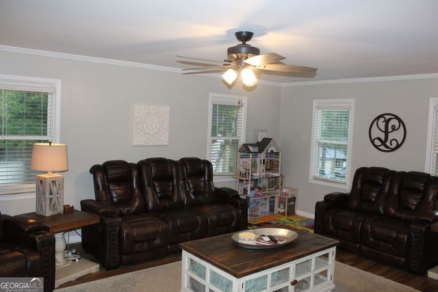 425 Pecan Circle, Forsyth, GA 31029