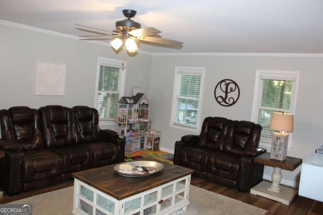 425 Pecan Circle, Forsyth, GA 31029