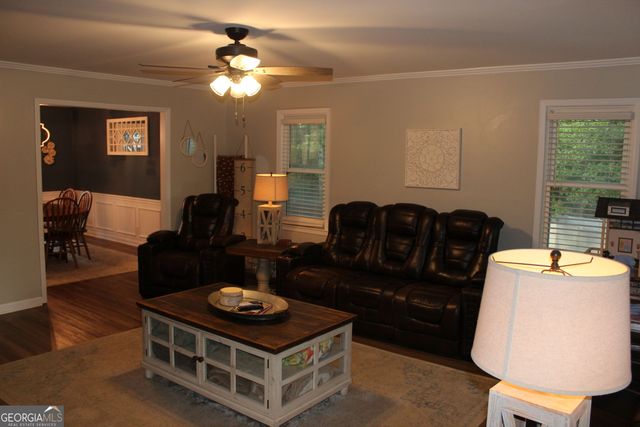 425 Pecan Circle, Forsyth, GA 31029