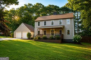 425 Pecan Circle, Forsyth, GA 31029