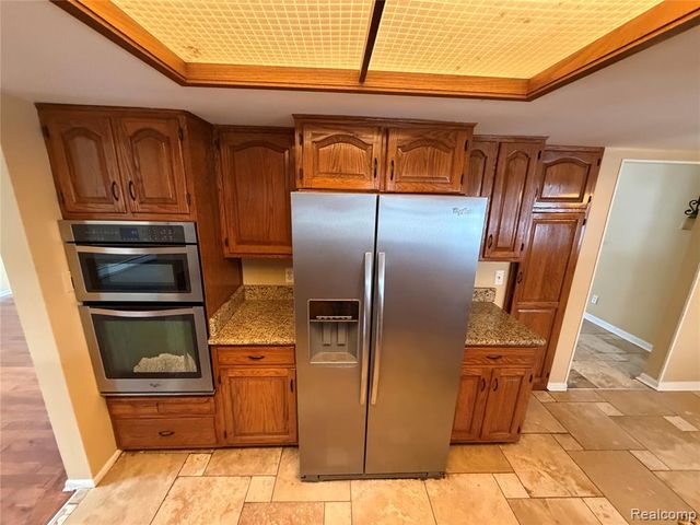 45669 Harmony Lane, Belleville, MI 48111