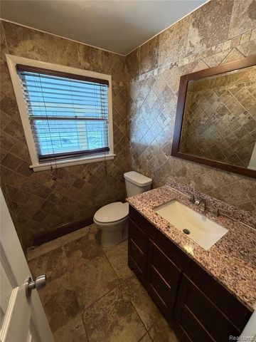 45669 Harmony Lane, Belleville, MI 48111