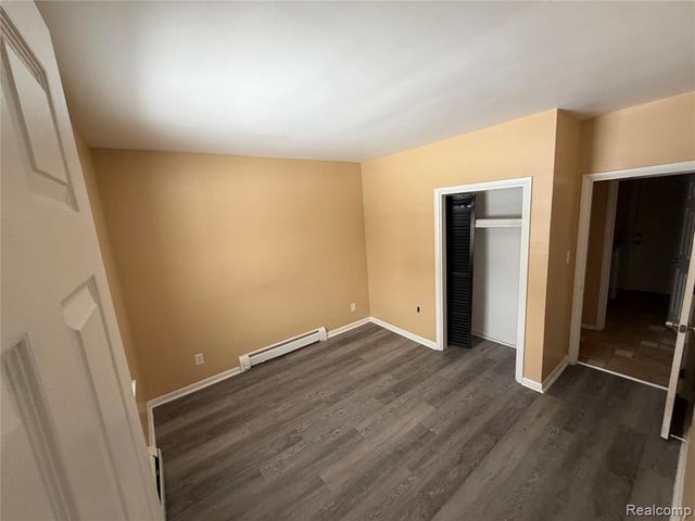 45669 Harmony Lane, Belleville, MI 48111