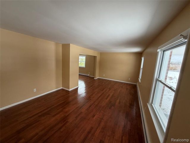 45669 Harmony Lane, Belleville, MI 48111