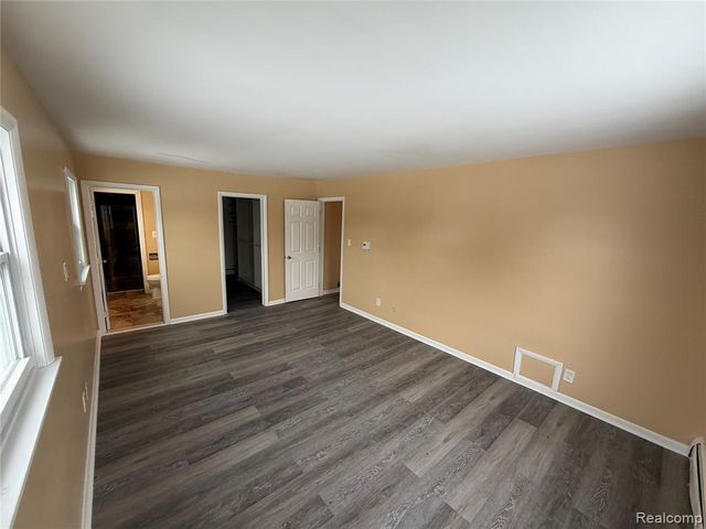 45669 Harmony Lane, Belleville, MI 48111