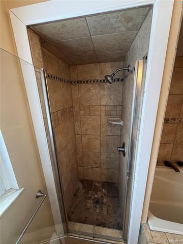 45669 Harmony Lane, Belleville, MI 48111