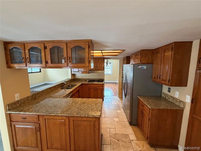 45669 Harmony Lane, Belleville, MI 48111