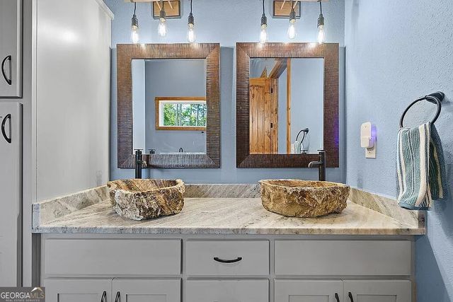 1281 High River Crossing, Ellijay, GA 30540