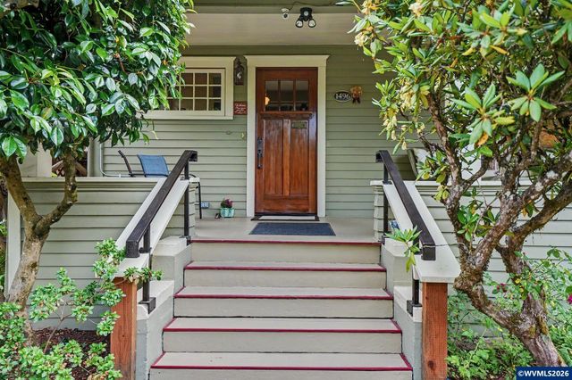 1496 Court St NE, Salem, OR 97301
