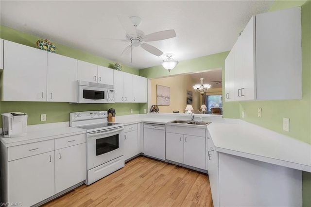 228 Belina DR 606, Naples, FL 34104