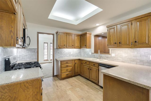 13309 Green Valley Drive, Oklahoma City, OK 73120