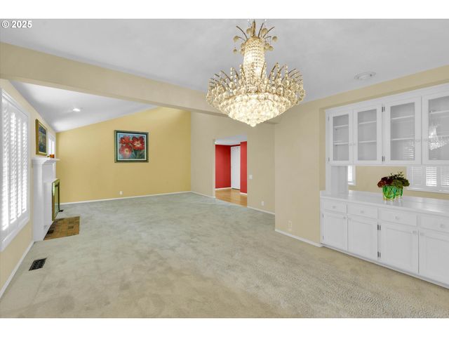 2406 Ne 151ST Ave, Portland, OR 97230