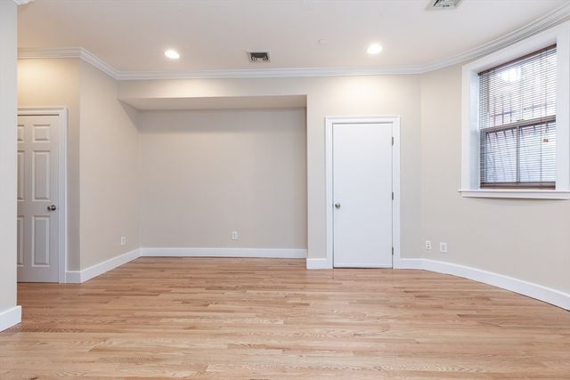 82-84 E Brookline St 1, Boston, MA 02118