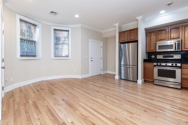 82-84 E Brookline St 1, Boston, MA 02118