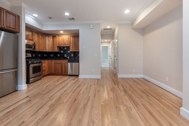 82-84 E Brookline St 1, Boston, MA 02118