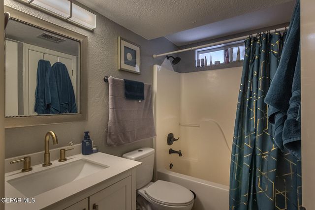 5476 FIRE RIDGE Circle, El Paso, TX 79932