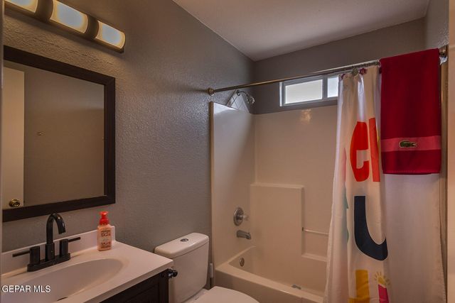 5476 FIRE RIDGE Circle, El Paso, TX 79932