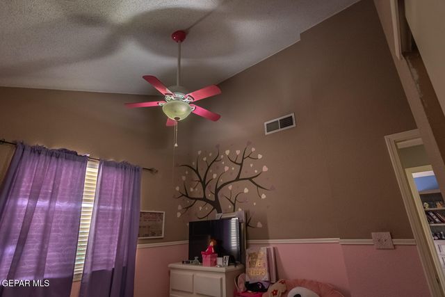 5476 FIRE RIDGE Circle, El Paso, TX 79932