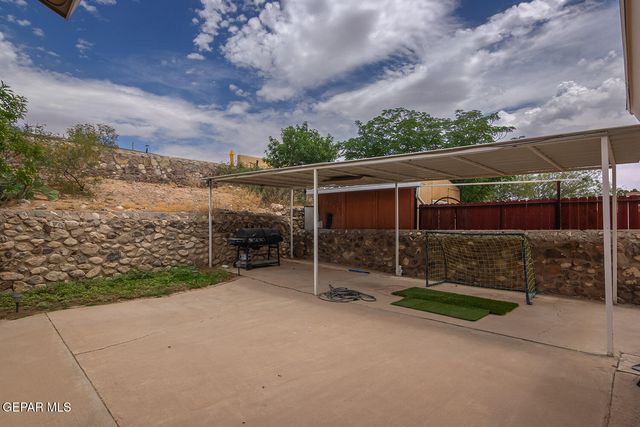 5476 FIRE RIDGE Circle, El Paso, TX 79932