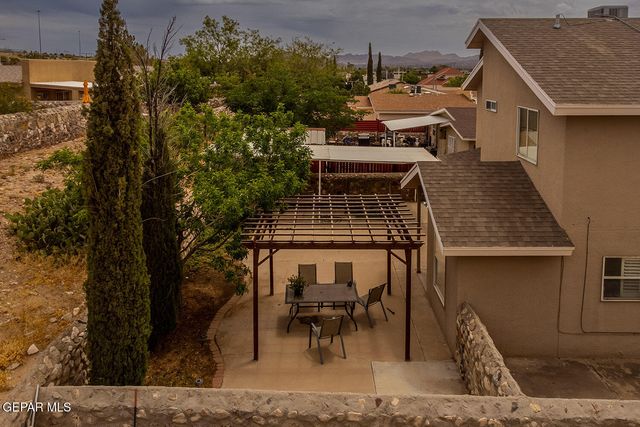 5476 FIRE RIDGE Circle, El Paso, TX 79932