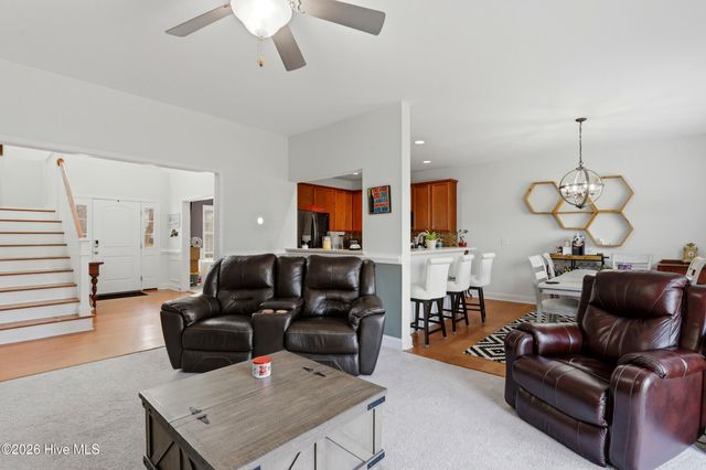 1707 Stones Edge Loop, Wilmington, NC 28405