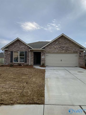 7446 Chaco Street, Owens Cross Roads, AL 35763