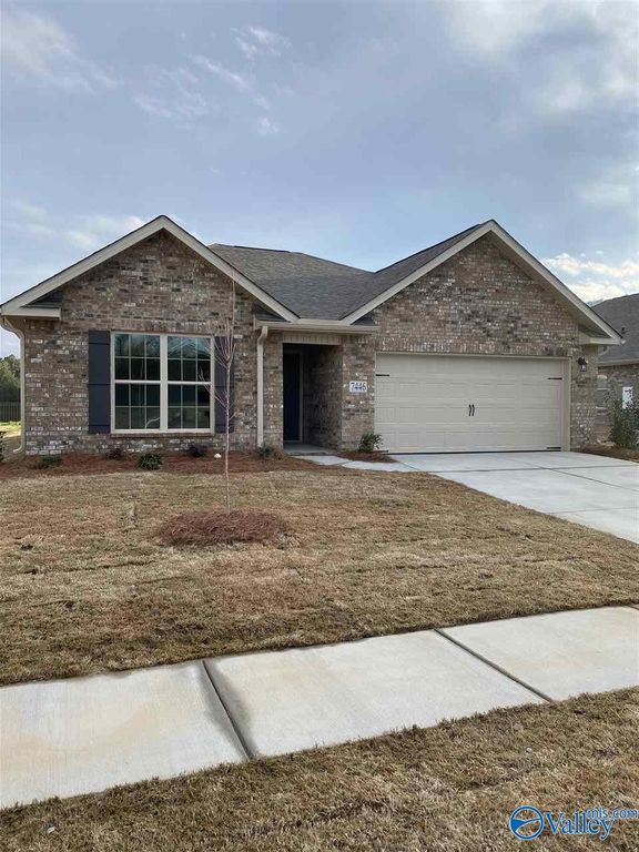 7446 Chaco Street, Owens Cross Roads, AL 35763