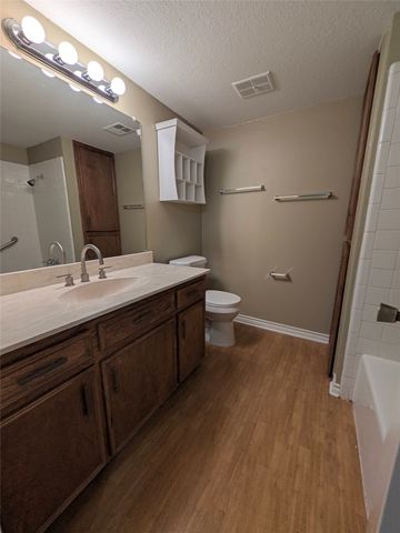 320 N Charles Street, Lewisville, TX 75057