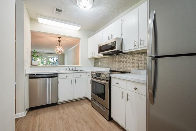 1161 Shadow Lake Circle I, Mount Pleasant, SC 29464