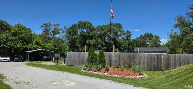 27305 Nelson Avenue, Elkhart, IN 46517