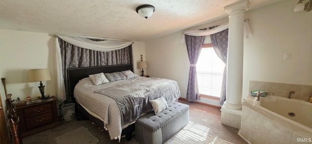 27305 Nelson Avenue, Elkhart, IN 46517