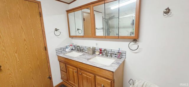 27305 Nelson Avenue, Elkhart, IN 46517