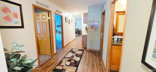 27305 Nelson Avenue, Elkhart, IN 46517