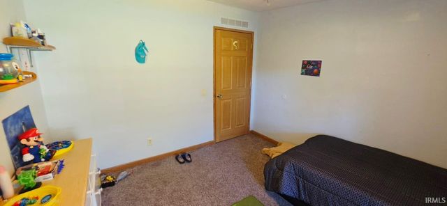 27305 Nelson Avenue, Elkhart, IN 46517