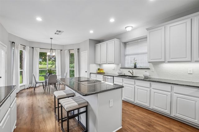 9212 Longview Drive, Plano, TX 75025