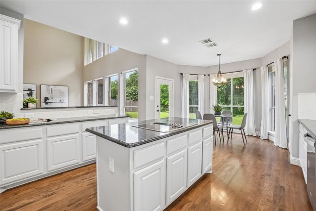 9212 Longview Drive, Plano, TX 75025
