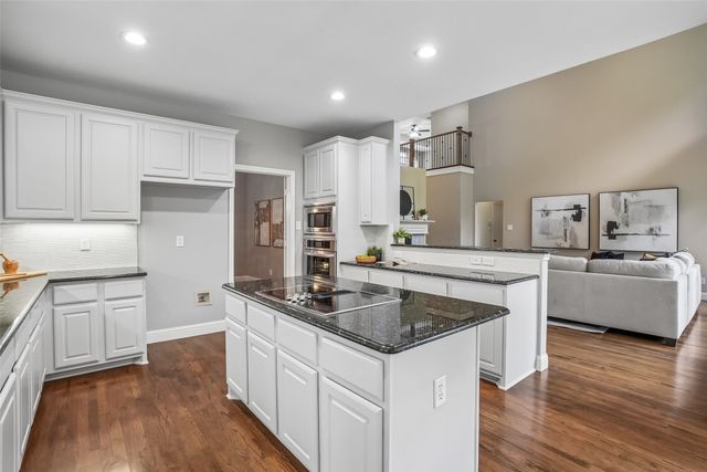 9212 Longview Drive, Plano, TX 75025