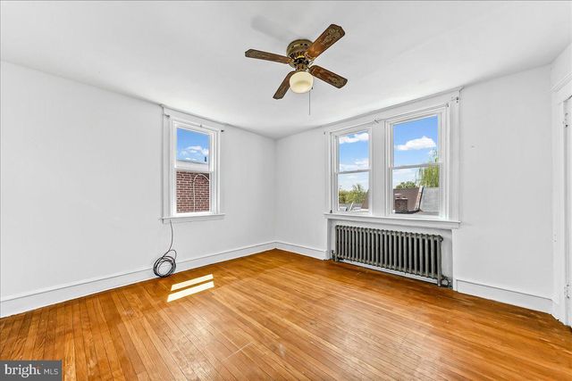 130 HIGH ST, Sharon Hill, PA 19079